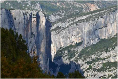 Gorges du Verdon falaise de l'Escales (04)